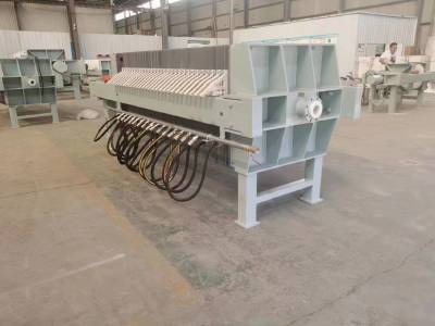 挖掘新利器 阿特拉斯-全新愚公斧劈裂棒与压滤机租赁的协同应用